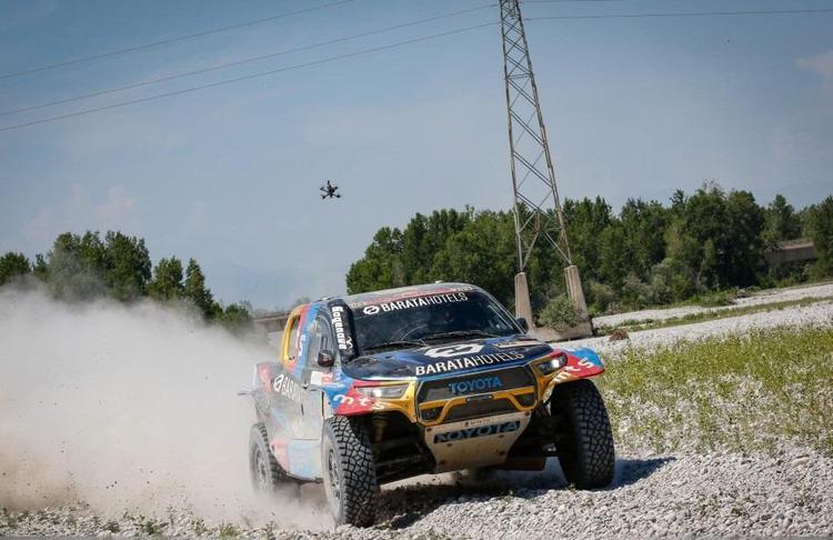 Francisco Barreto logra su primera victoria en la Italian Baja 2026 al imponerse con el Toyota Hilux Evo