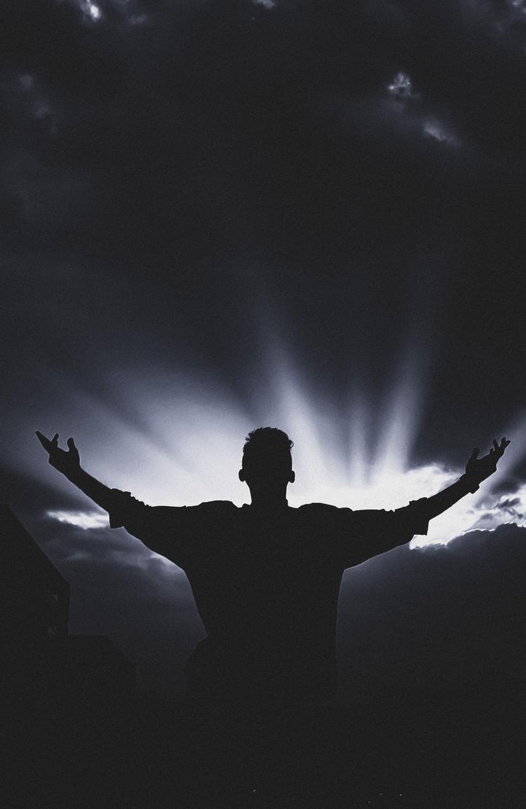 AGRADECIDO CON DIOS 