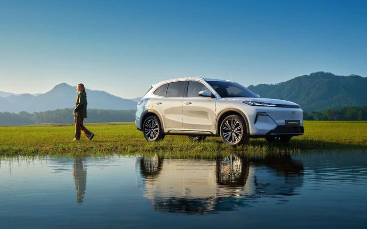 Geely Auto se presenta oficialmente en España con sus primeros SUV electrificados