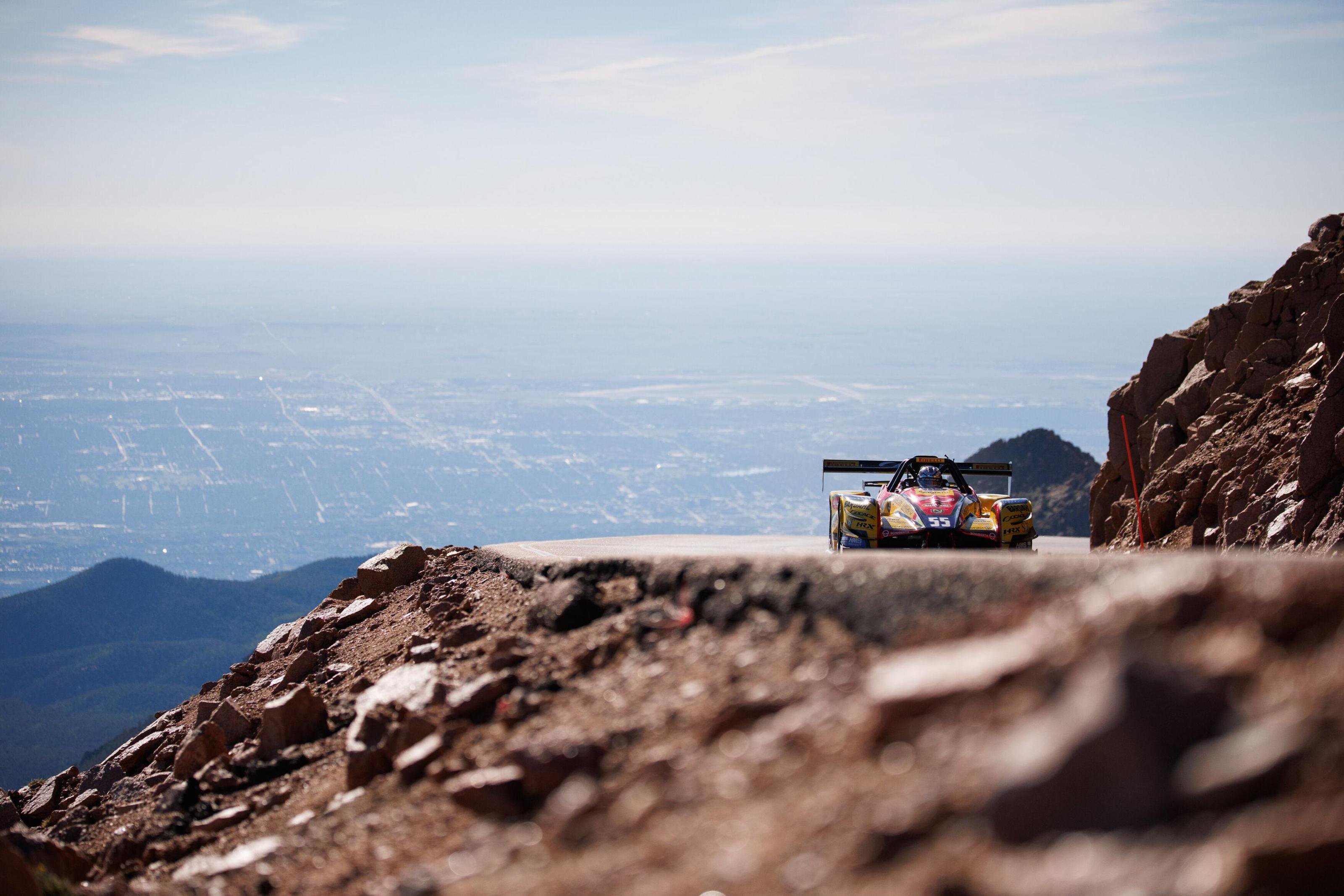 PIRELLI, EN EL PIKES PEAK 2026 CON SIMONE FAGGIOLI Y ROMAIN DUMAS