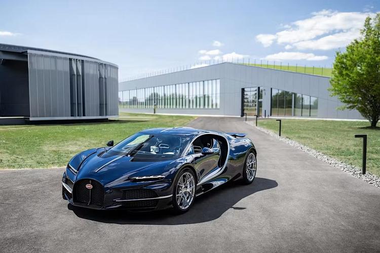 HOF Capital cierra la compra de las acciones de Porsche en Bugatti