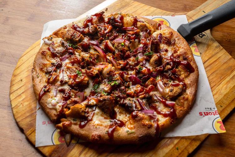 Backyard BBQ Chicken Pie 