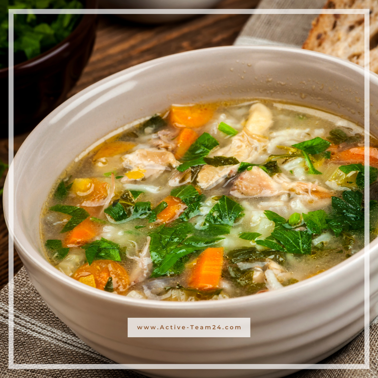 MINESTRONE - BASENÜBERSCHÜSSIG