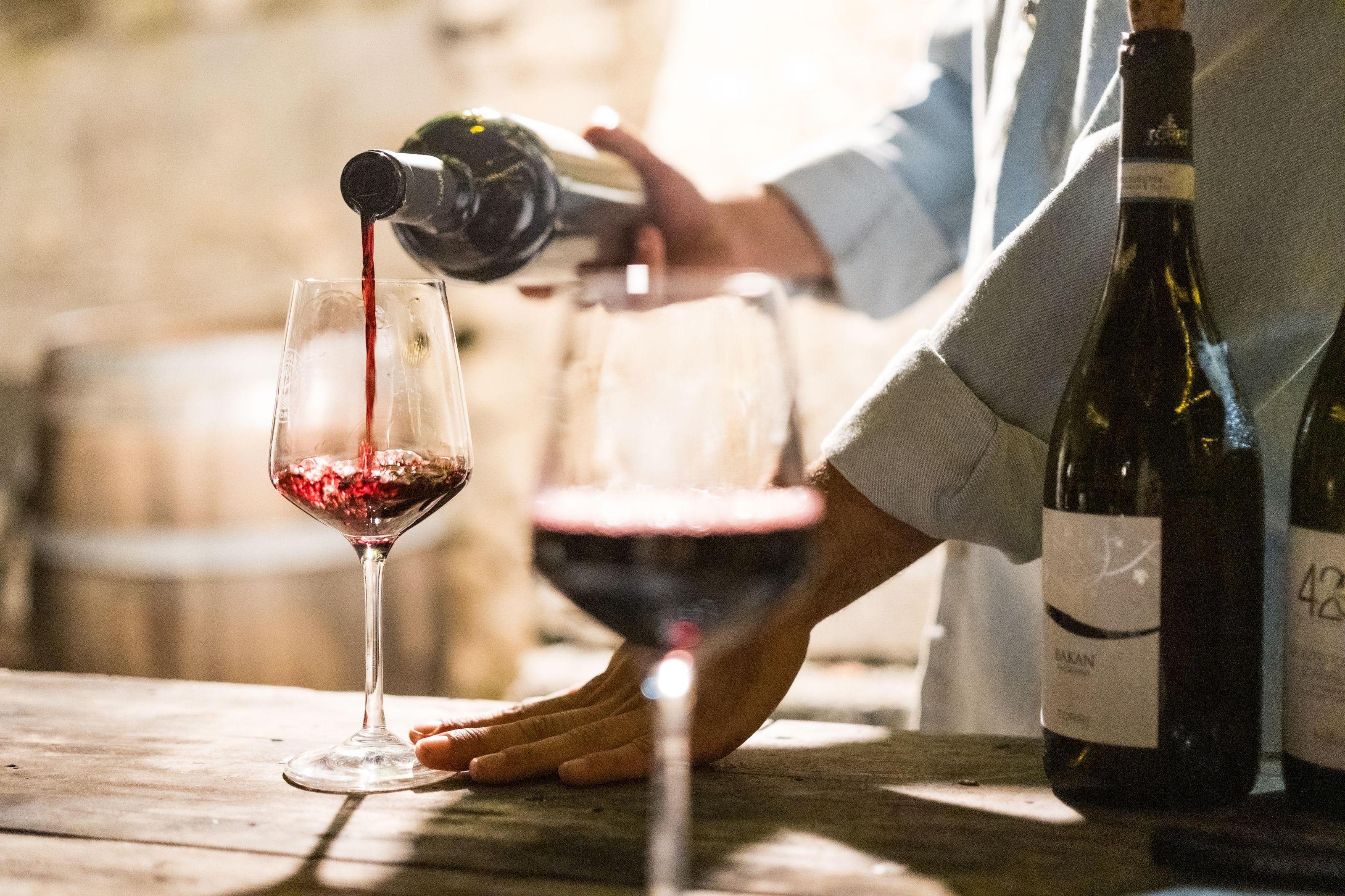 Die Landfrauen Müden laden zur Weinprobe ein.