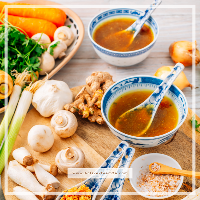 MISO-SUPPE MIT GEMÜSE