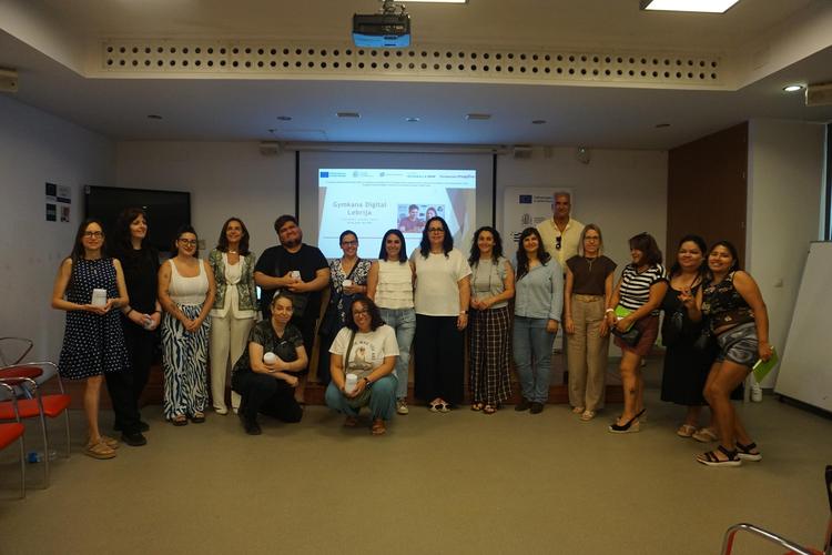 Una veintena de personas participa en Lebrija en el programa Laboratorio Rural Digital+ para mejorar sus oportunidades de empleo