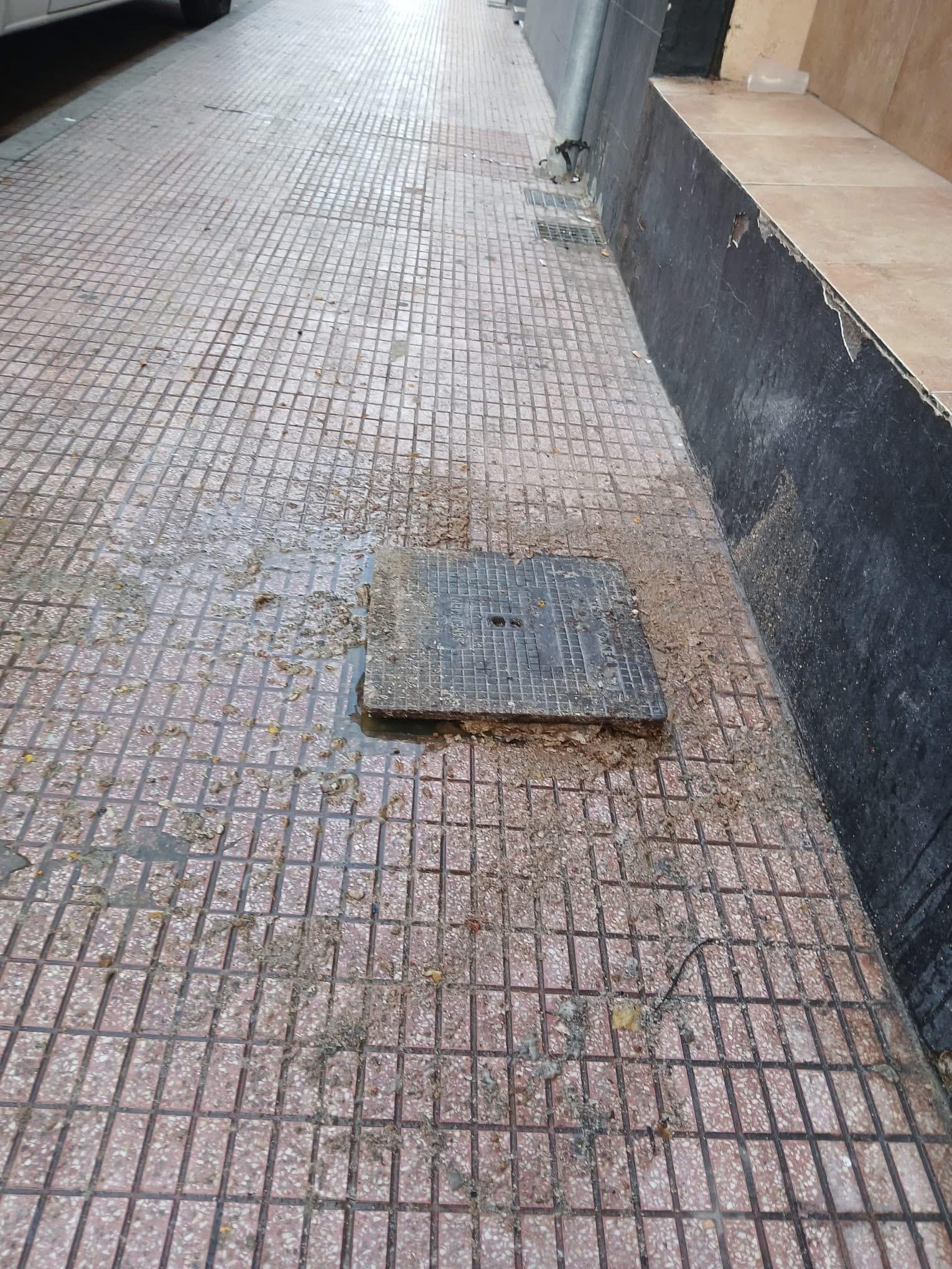La Falla París Pedrera denuncia vertidos de aguas fecales en su demarcación y exige una solución urgente