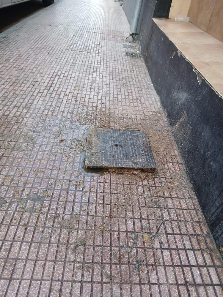 La Falla París Pedrera denuncia vertidos de aguas fecales en su demarcación y exige una solución urgente