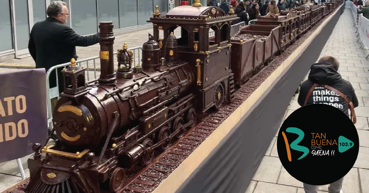 Un tren a vapor de 55 metros obtuvo el récord a la escultura de chocolate más larga del mundo