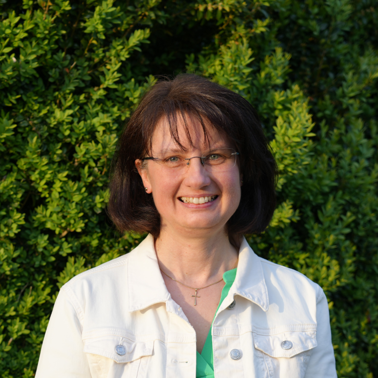 Schneider Marianne, Pfarrsekretärin