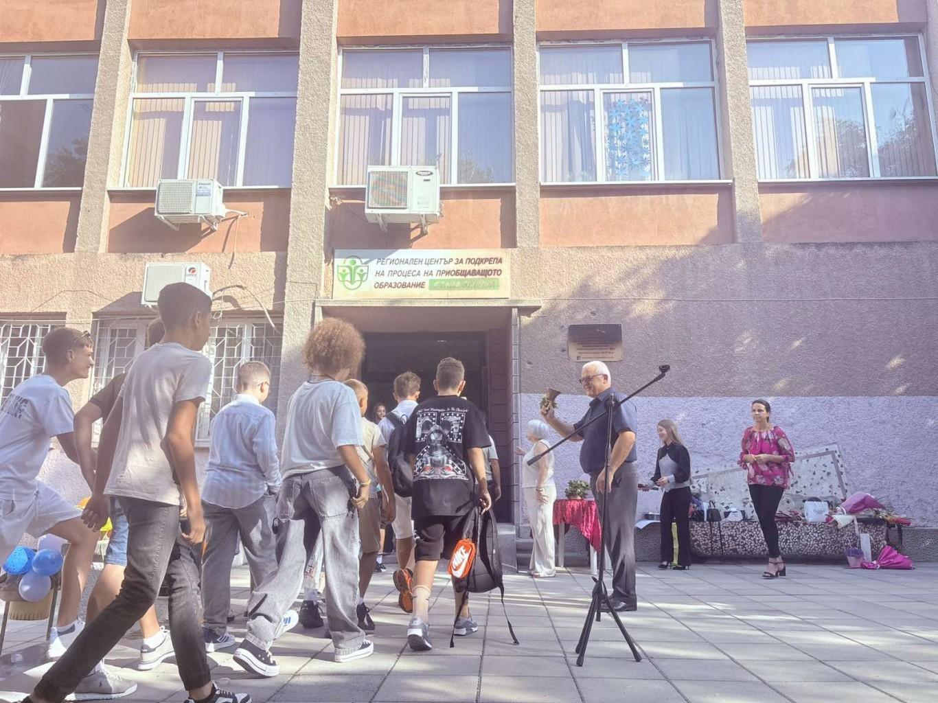 Спортно училище „Тодор Каблешков“ даде старт на новата учебна година