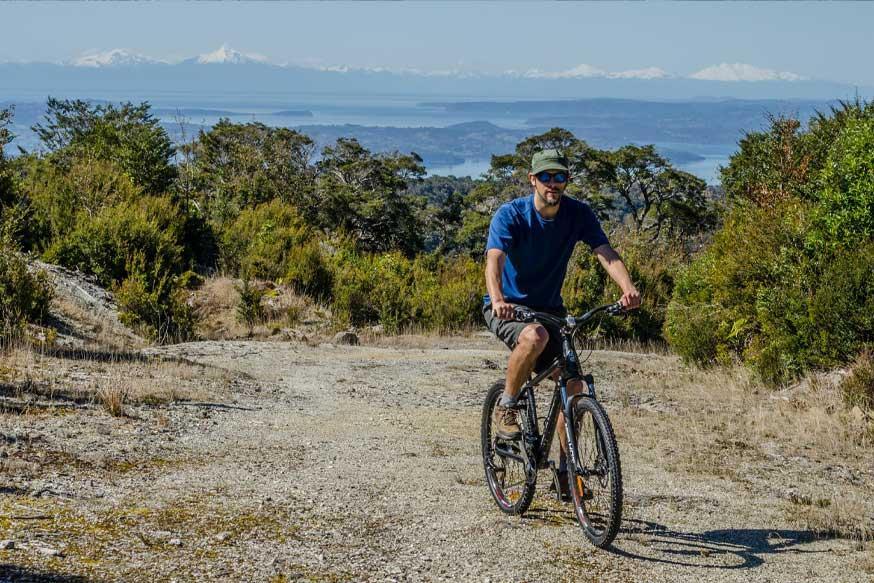 Cicloturismo en Dalcahue, Chiloé, Sur de Chile