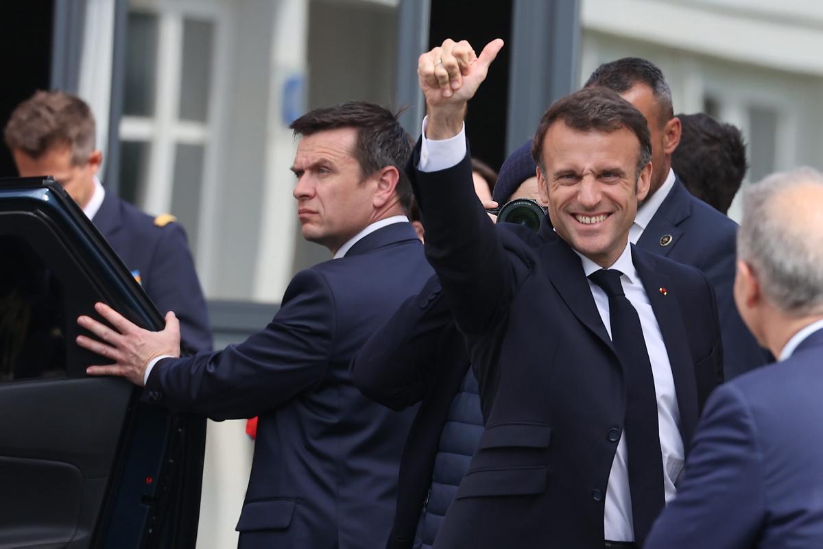 [Focus] - En mai, fais ce qu'il te plaît ! Emmanuel Macron renoue avec le terrain