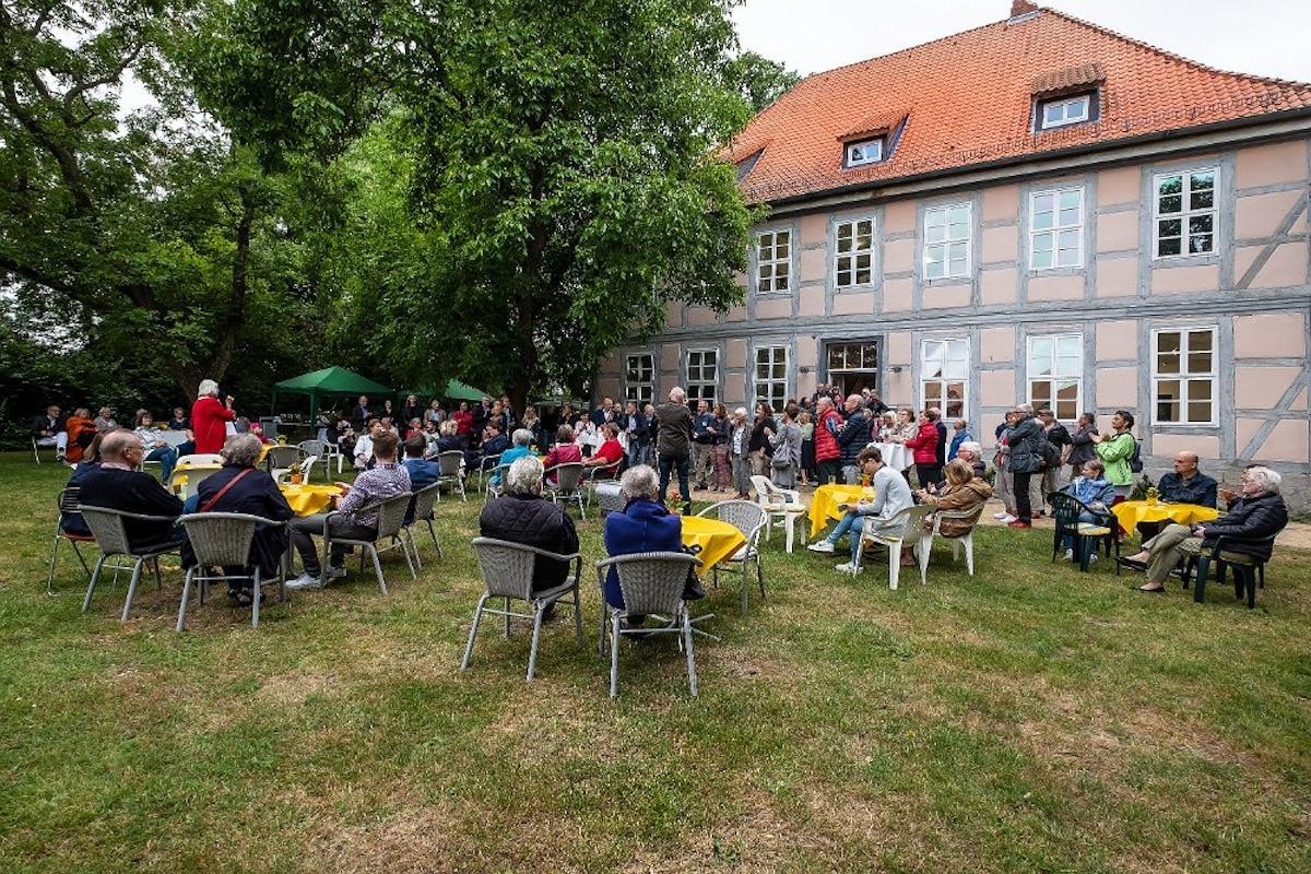 Herzliche Einladung in den Künstlerhaus-Garten