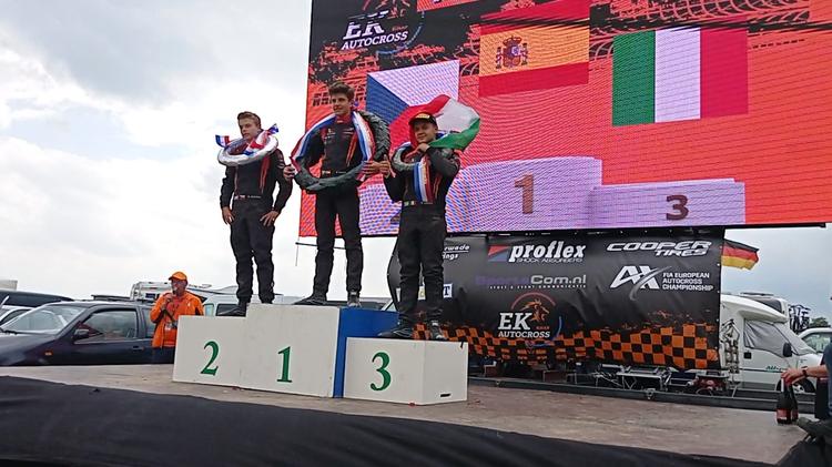 Miguel Gayoso consigue su primera victoria en la Cross Car Academy Trophy