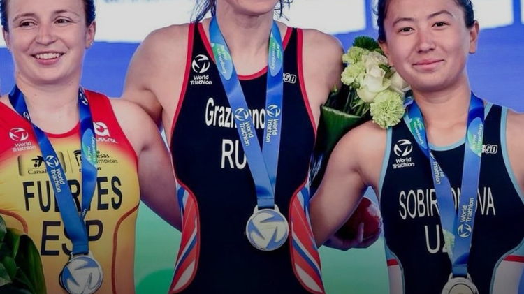 María Fuertes logra la plata en la Copa del Mundo de Paratriatlón en Samarkand