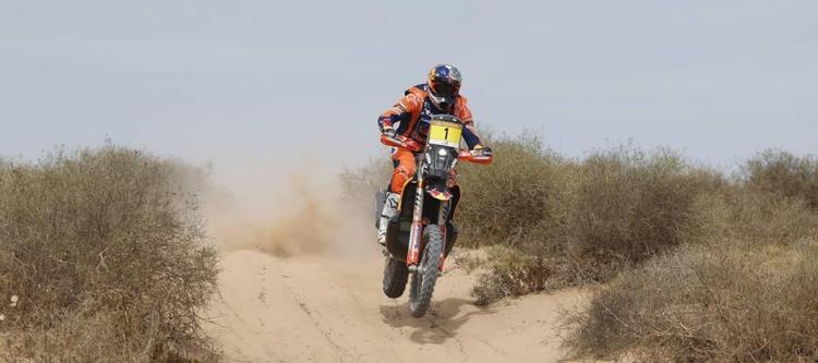 Sanders arrasa en la etapa 2 y lidera el Rallye du Maroc