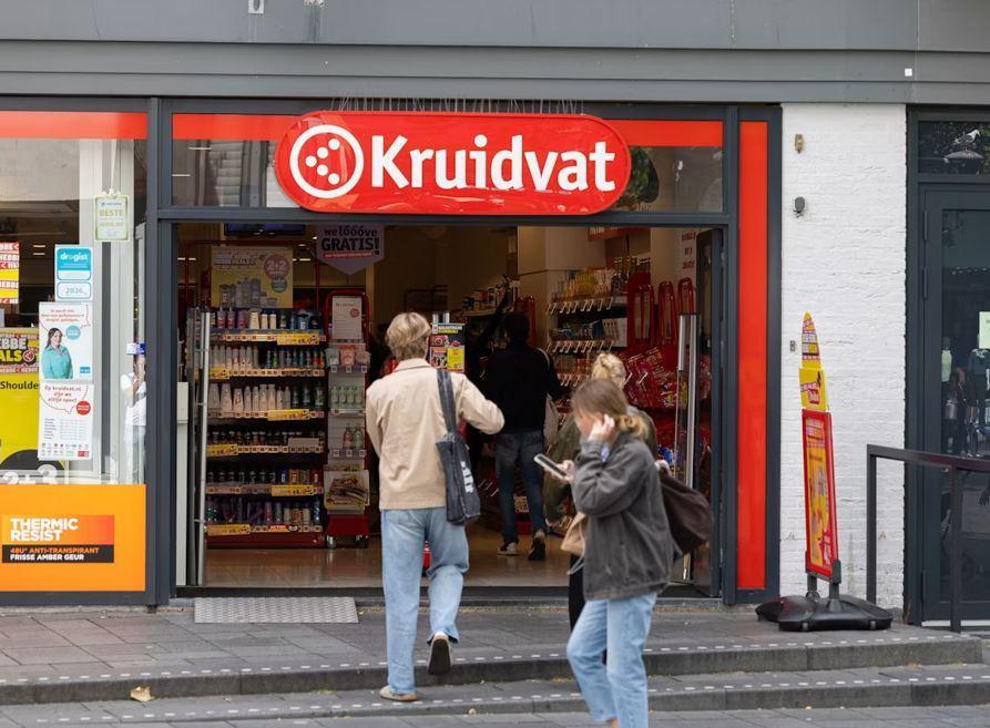 荷兰连锁品牌Kruidvat 出售 Shein 旗下品牌的化妆品