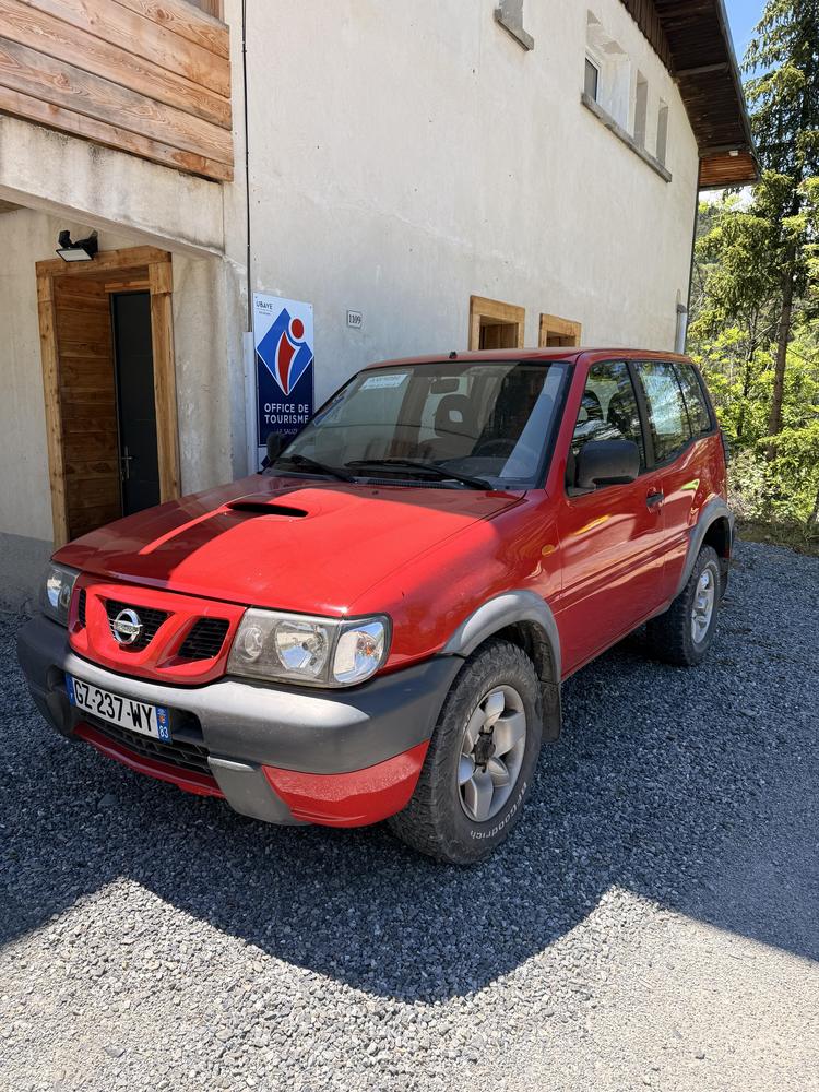Nissan Terrano 2  2,7 TDI. 125CV