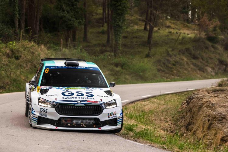 Jan Solans vence en el estreno de su nuevo Škoda Fabia RS Rally2