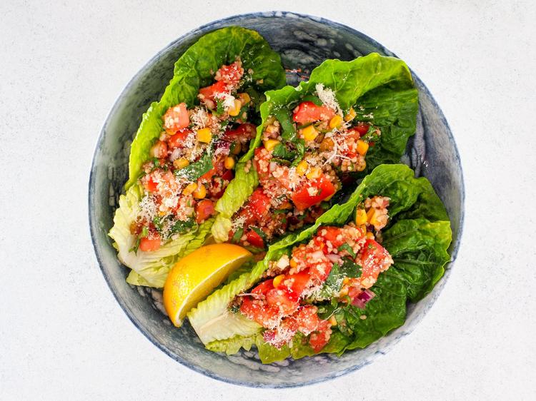  « Tacos » de salade, viande végétale de noix