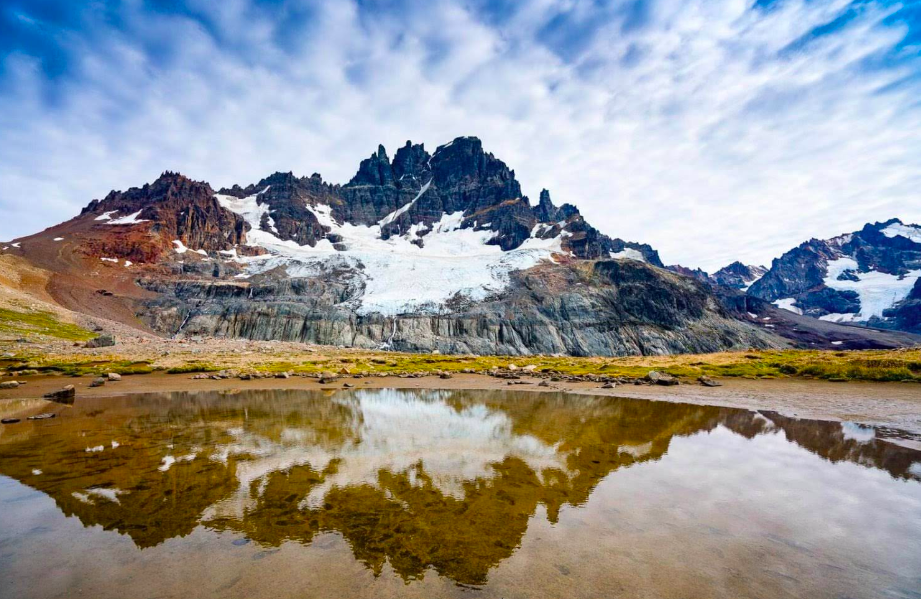 Guía Oficial Cerro Castillo | Trekking, Agujas de Roca y Huemul | App Chiloé Turismo en Río Ibáñez, Patagonia Sur, Sur de Chile