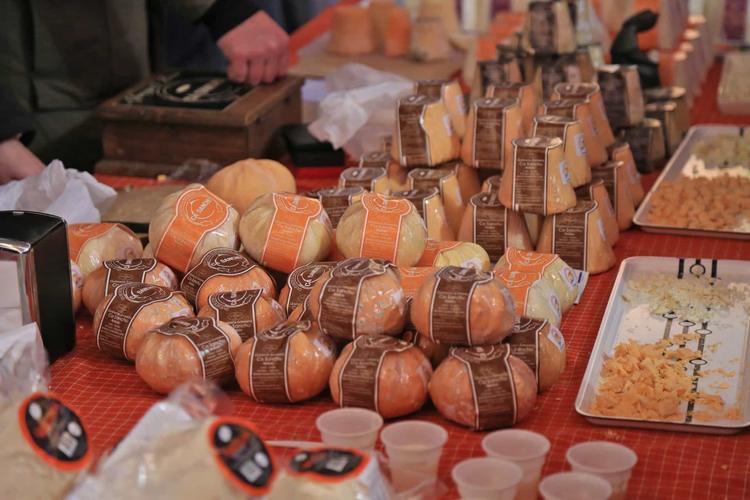 Feria de quesos asturianos en La Foz de Morcín