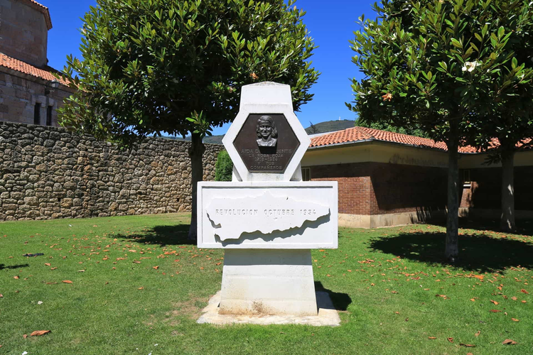 Escultura «Aida de la Fuente»