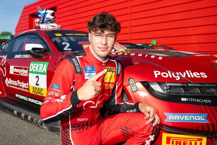 Kiano Blum logra la pole en el ADAC GT Masters en el Salzburgring tras la descalificación de Hirsiger