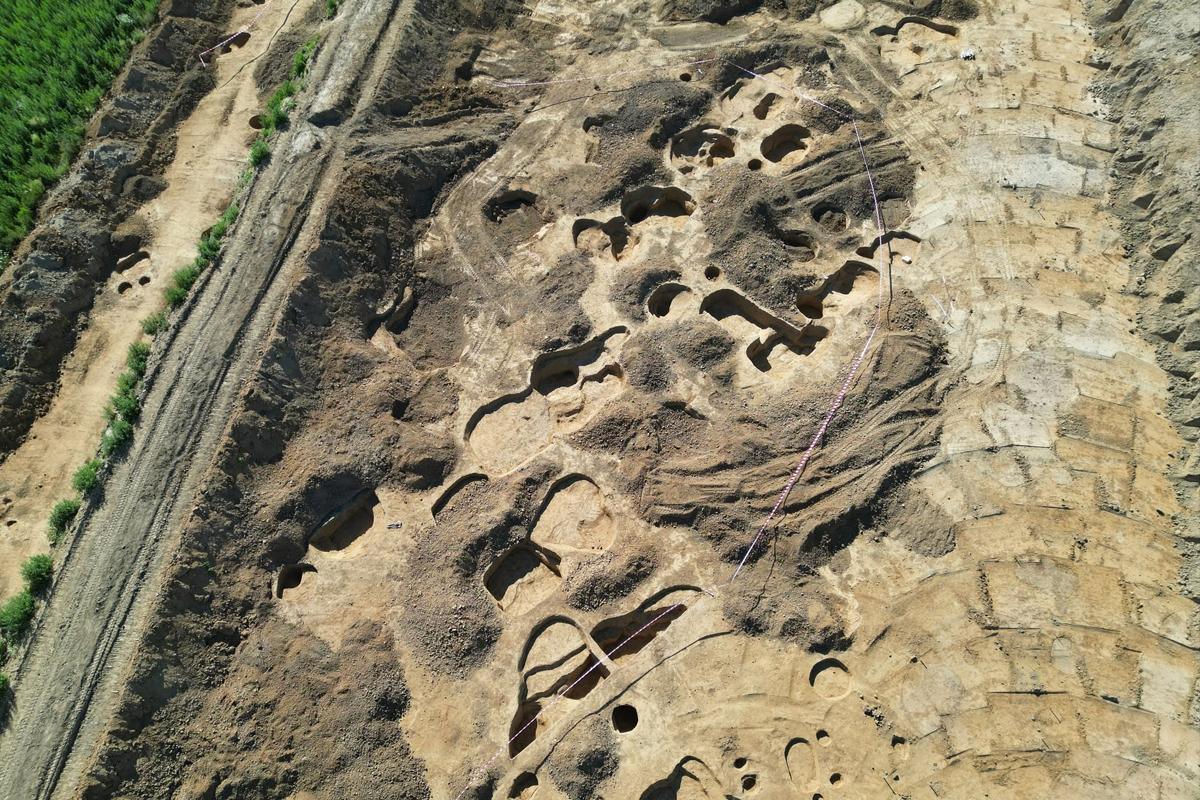 Motorway project uncovers vast prehistoric landscape