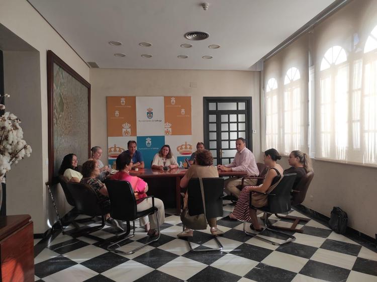 El Ayuntamiento y ALPRED continúan trabajando conjuntamente para mejorar la atención que presta la entidad