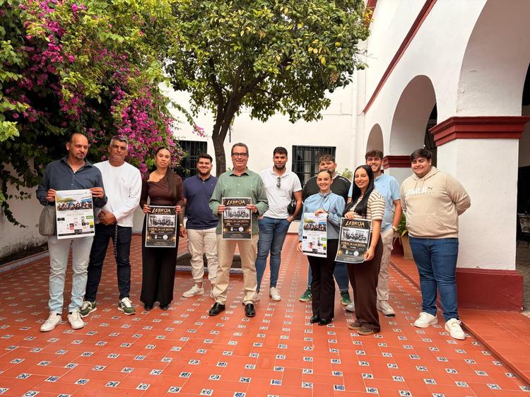Lebrija a Compás presenta una nueva edición de su zambomba flamenca con una propuesta escénica renovada