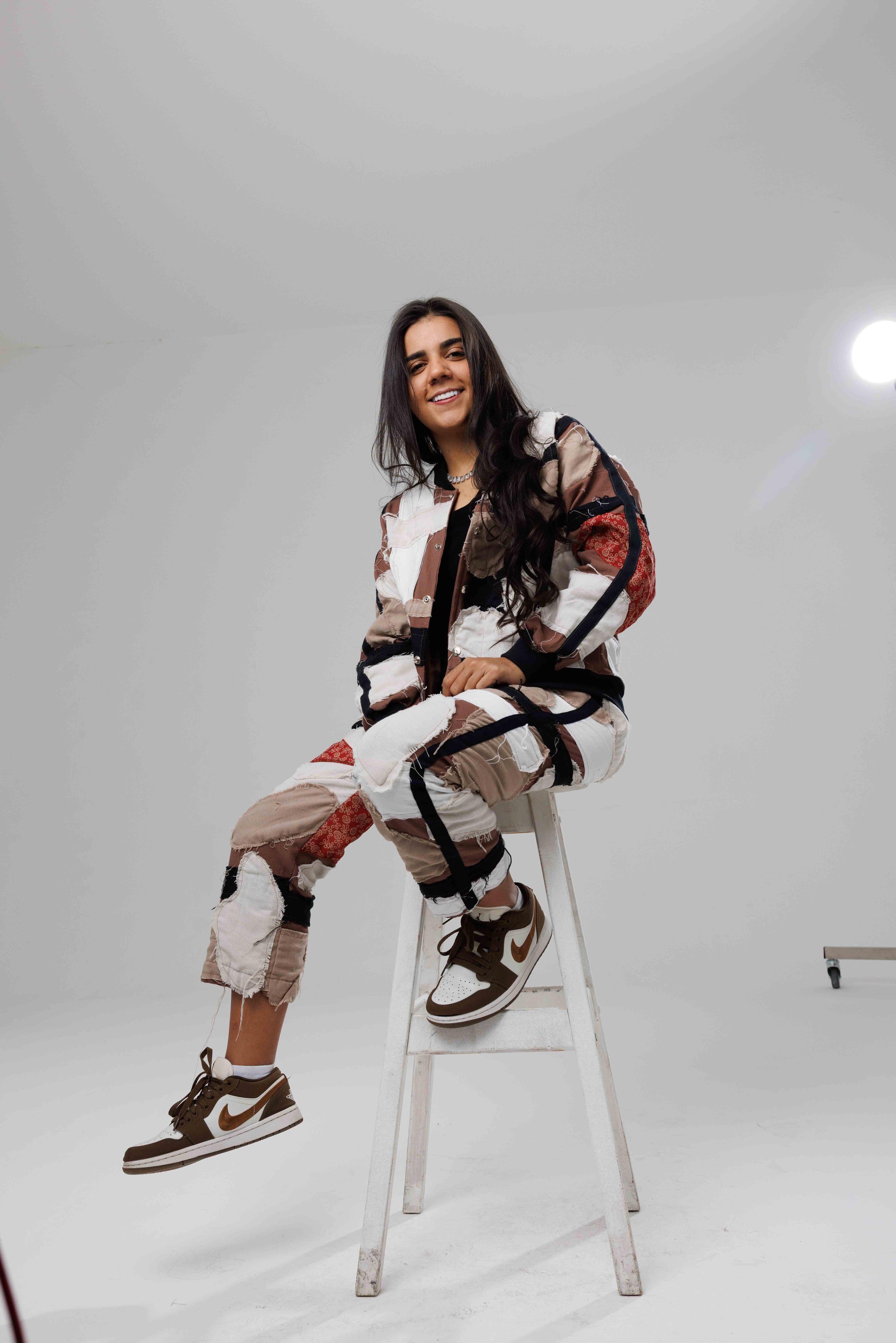 Após conquistar o público com "Intuição", Yasmin Santos encerra o projeto com DVD completo e inicia calendário no YouTube