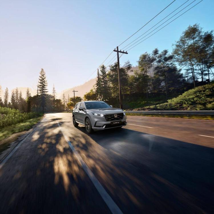 HONDA ESPAÑA ACTUALIZA LA GAMA CR-V Y AÑADE LA VERSIÓN ELEGANCE TECH A LA MOTORIZACIÓN HÍBRIDA ENCHUFABLE e:PHEV