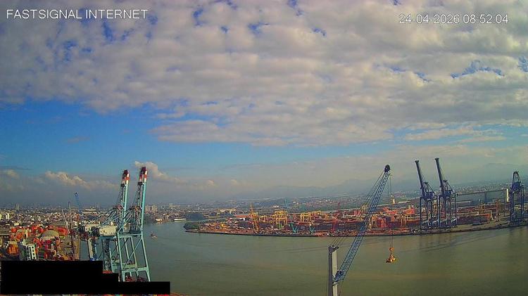 Itajaí Brazil Live Cam | Port of Itajaí Ships, Ocean & City 24/7 | Costão FM