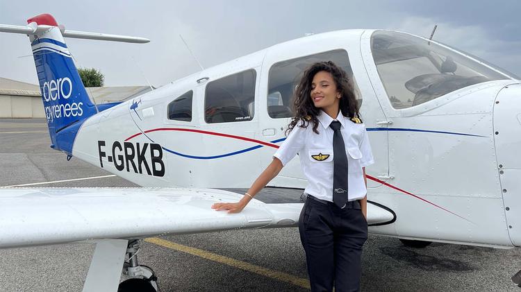 Marion, Réunionnaise de 21 ans, pilote de ligne