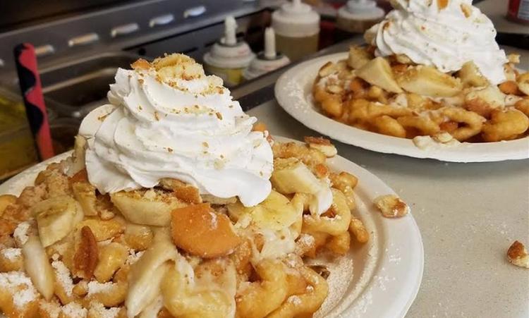Funnel Your Sweet Tooth Cravings Towards Braud's Funnel Cake Cafe by @bitesizedmagazine