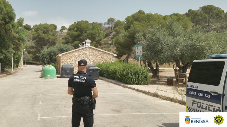 La Policía Local de Benissa refuerza la vigilancia con drones contra los vertidos ilegales, prevenir incendios y mejorar la seguridad
