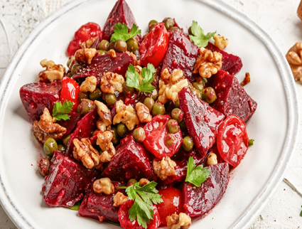 KÖSTLICHER RANDENSALAT