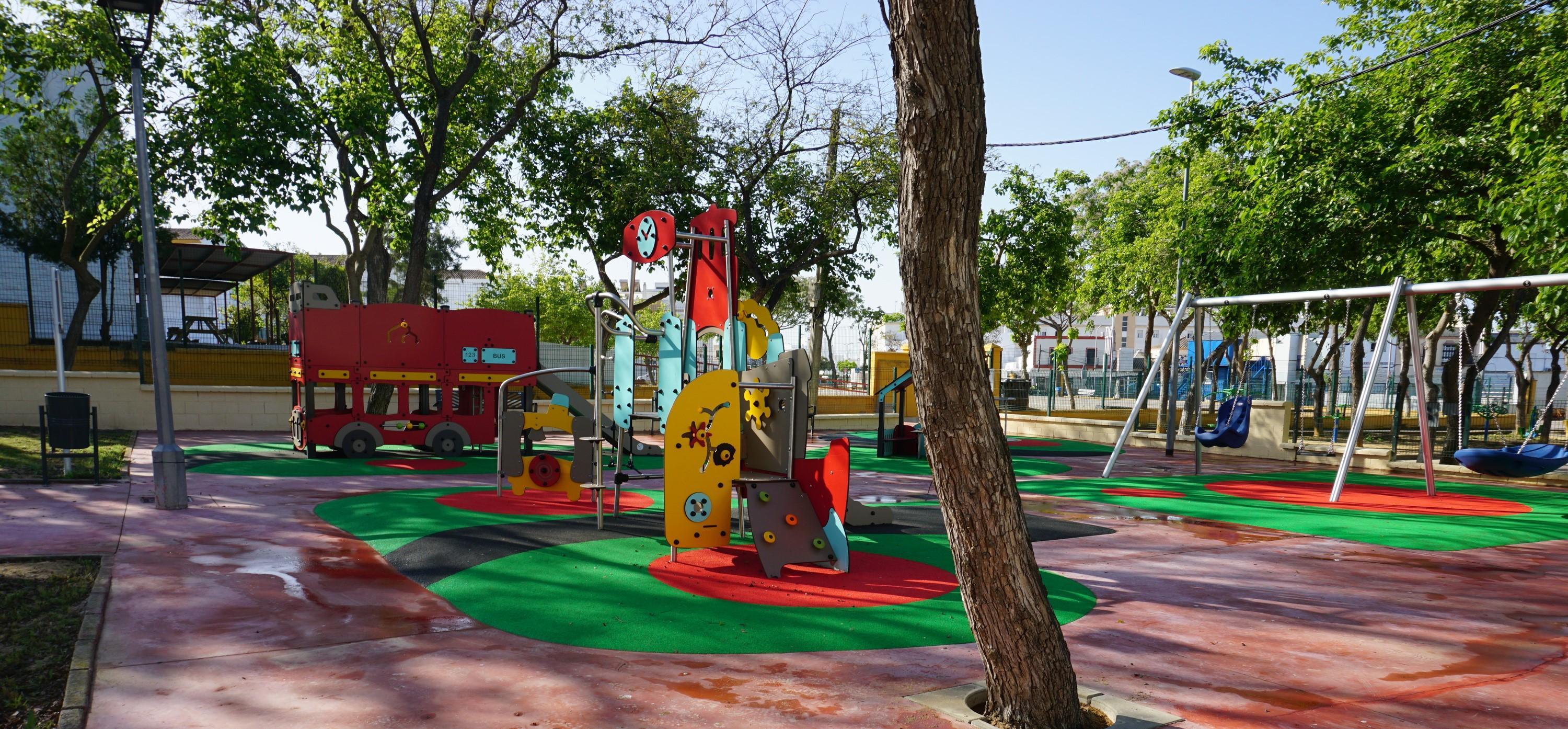 Arte y creatividad en gibosa creciente: “Soletes en la luna” se celebra mañana en el Parque del CEIP Josefa Gavala