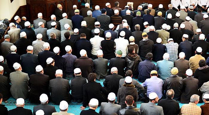 Fin du Ramadan 2023 : la prière du vendredi, une obligation maintenue le jour de l'Aïd el-Fitr ?