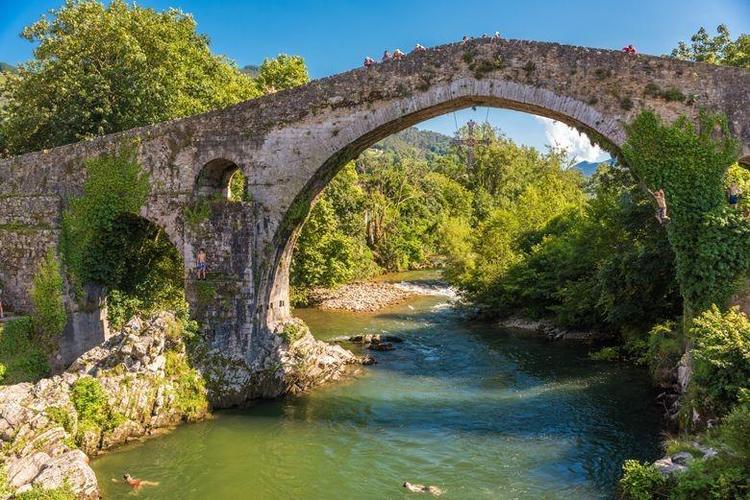 Once chapuzones inolvidables en Asturias para disfrutar del verano en plena naturaleza