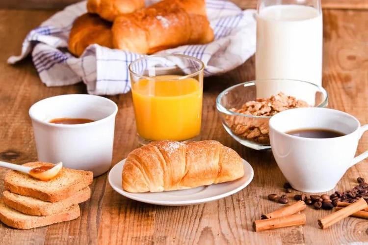 Desayuno