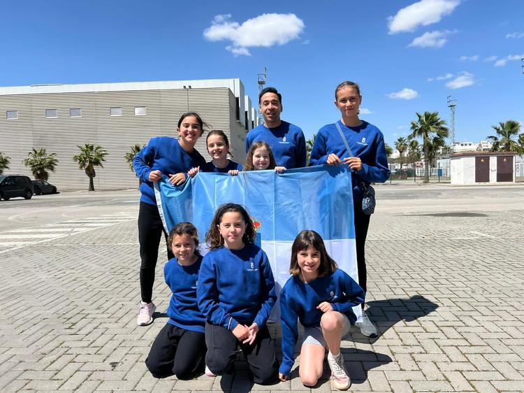 Las lebrijanas Emma Tejero y Marina García suben al podio en la primera final del Circuito Provincial de Natación