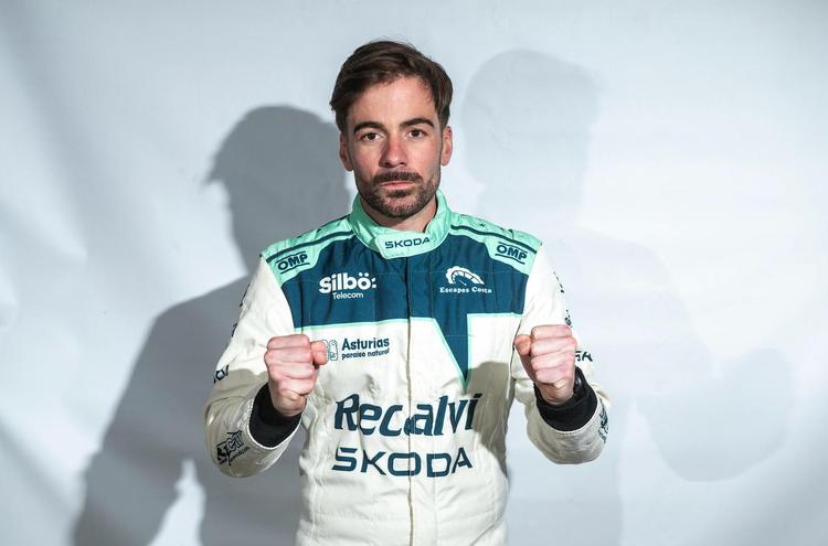 Los pilotos asturianos dominan el arranque del S-CER 2026 en La Nucía