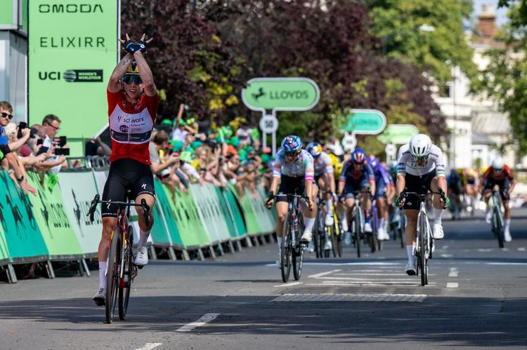 Gillespie sprints to second place in Tour of Britain finale