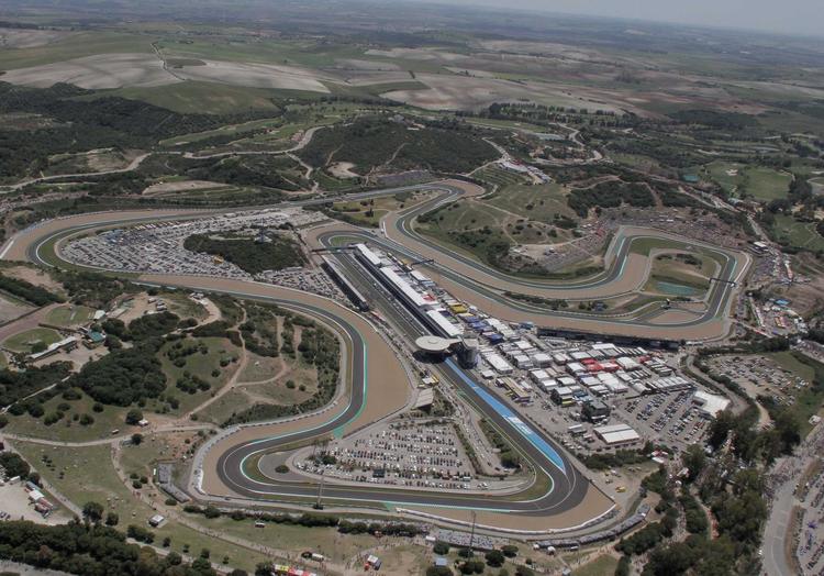 Los 16 pilotos del TCR Spain, listos para asaltar Jerez