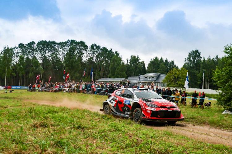 Solberg: "Ha sido un fin de semana muy bueno; he recuperado la confianza" tras su segundo puesto