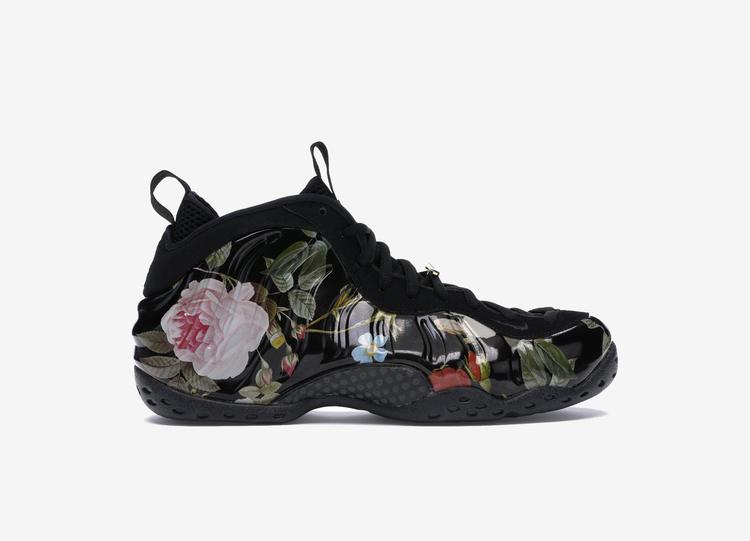 NIKE Air Foamposite One Floral