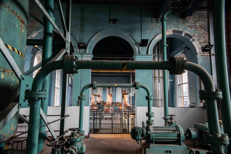 Whiskey revival in the shadow of Titanic